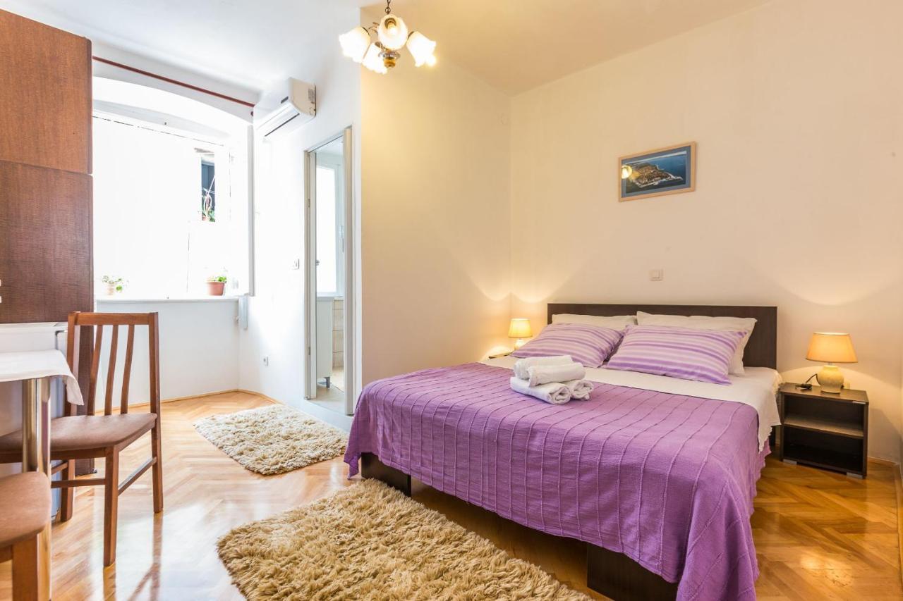 Mila Apartments In Old Town Centre Задар Экстерьер фото